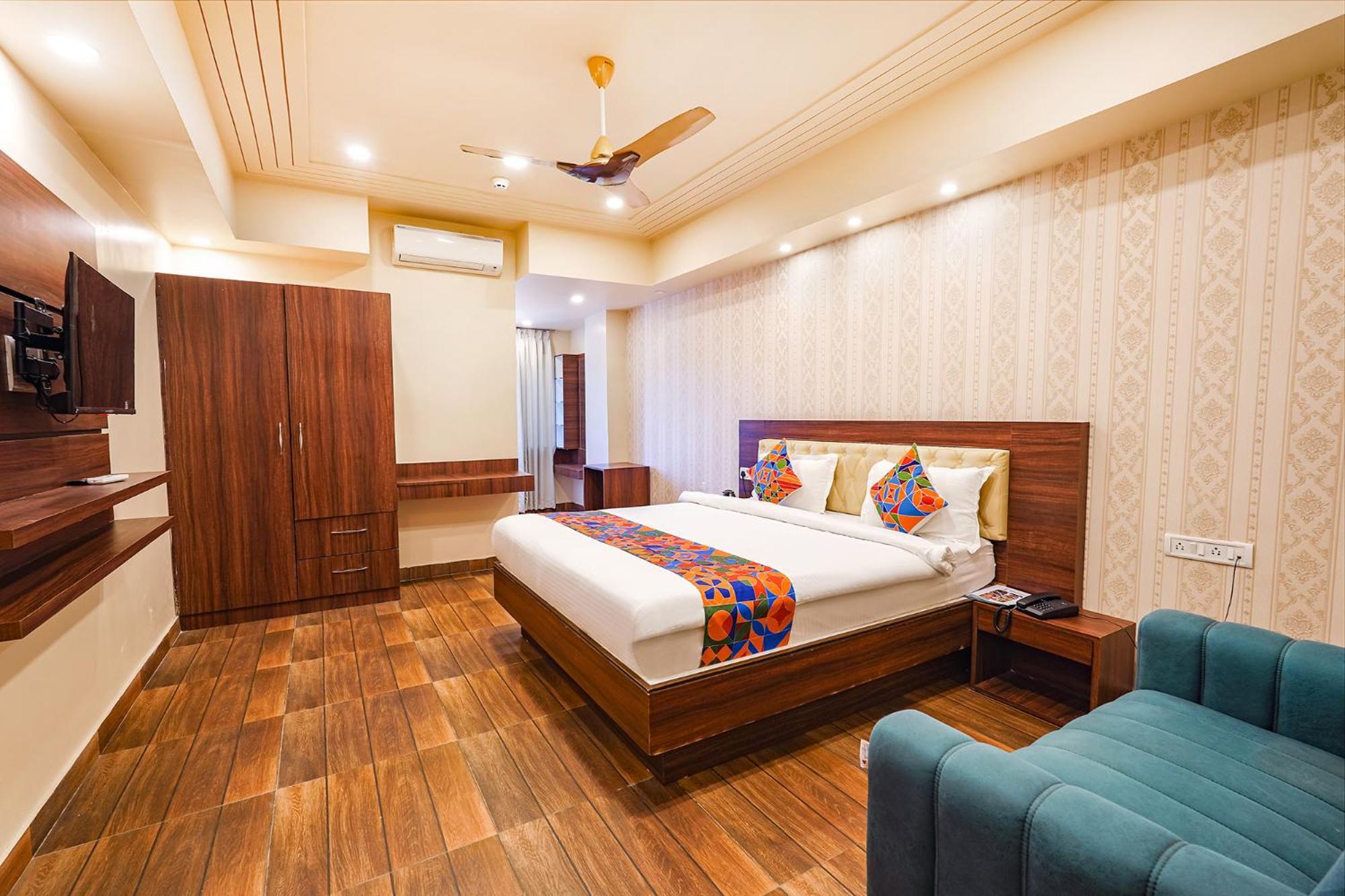 Fabhotel Grand Falcon บังกาลอร์ ภายนอก รูปภาพ
