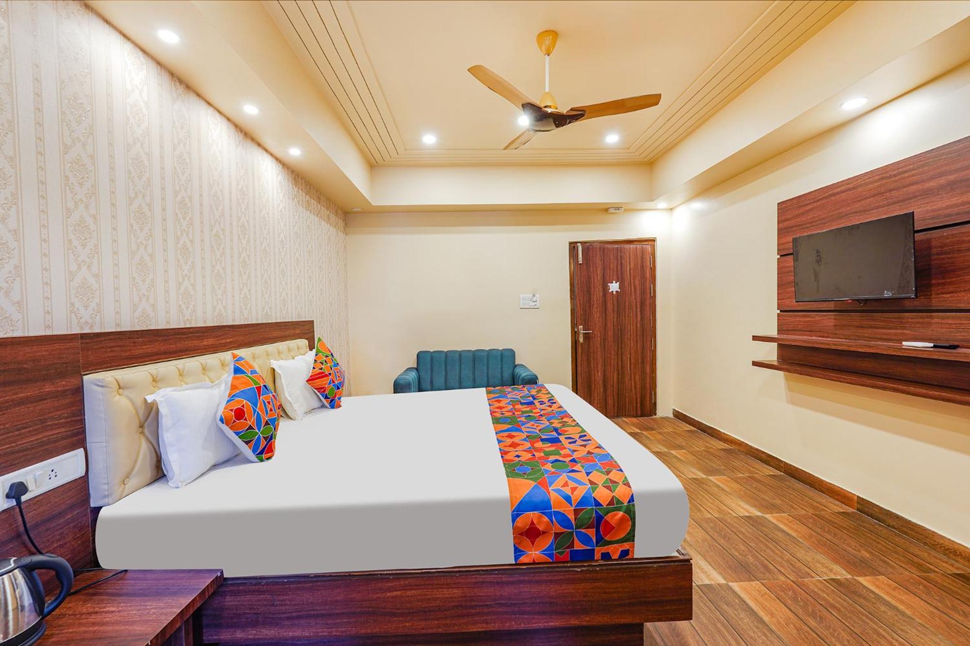 Fabhotel Grand Falcon บังกาลอร์ ภายนอก รูปภาพ