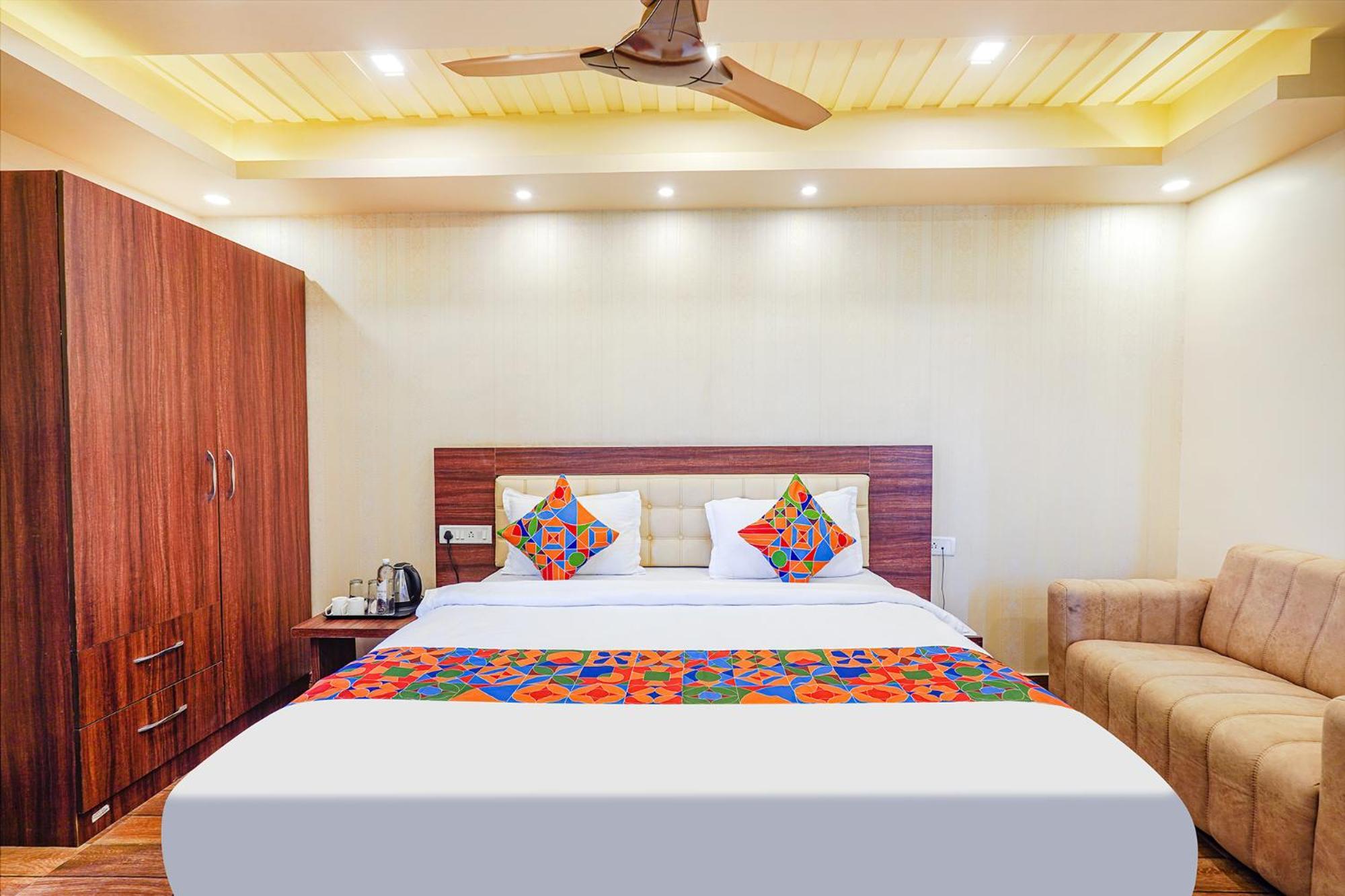 Fabhotel Grand Falcon บังกาลอร์ ภายนอก รูปภาพ
